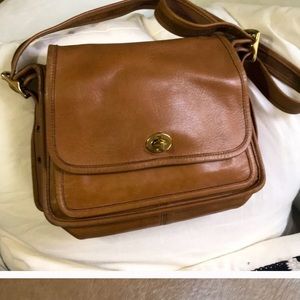 Vintage Coach Rambler